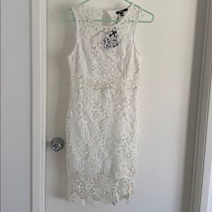 Black Brand White Embroidered Dress Scalloped Back